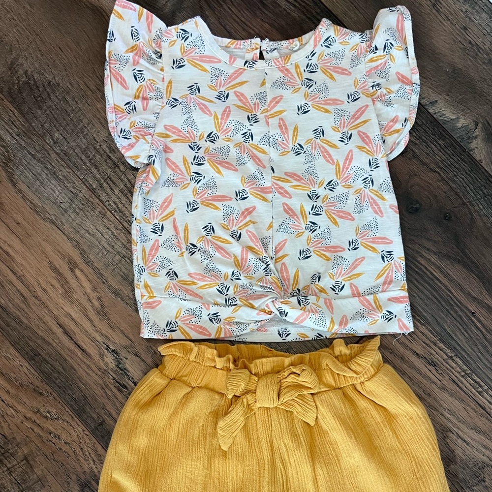 Jessica Simpson shorts and top set 3T